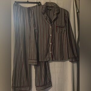 Simply Vera Vera Wang elegant sleepwear/ pajamas size L